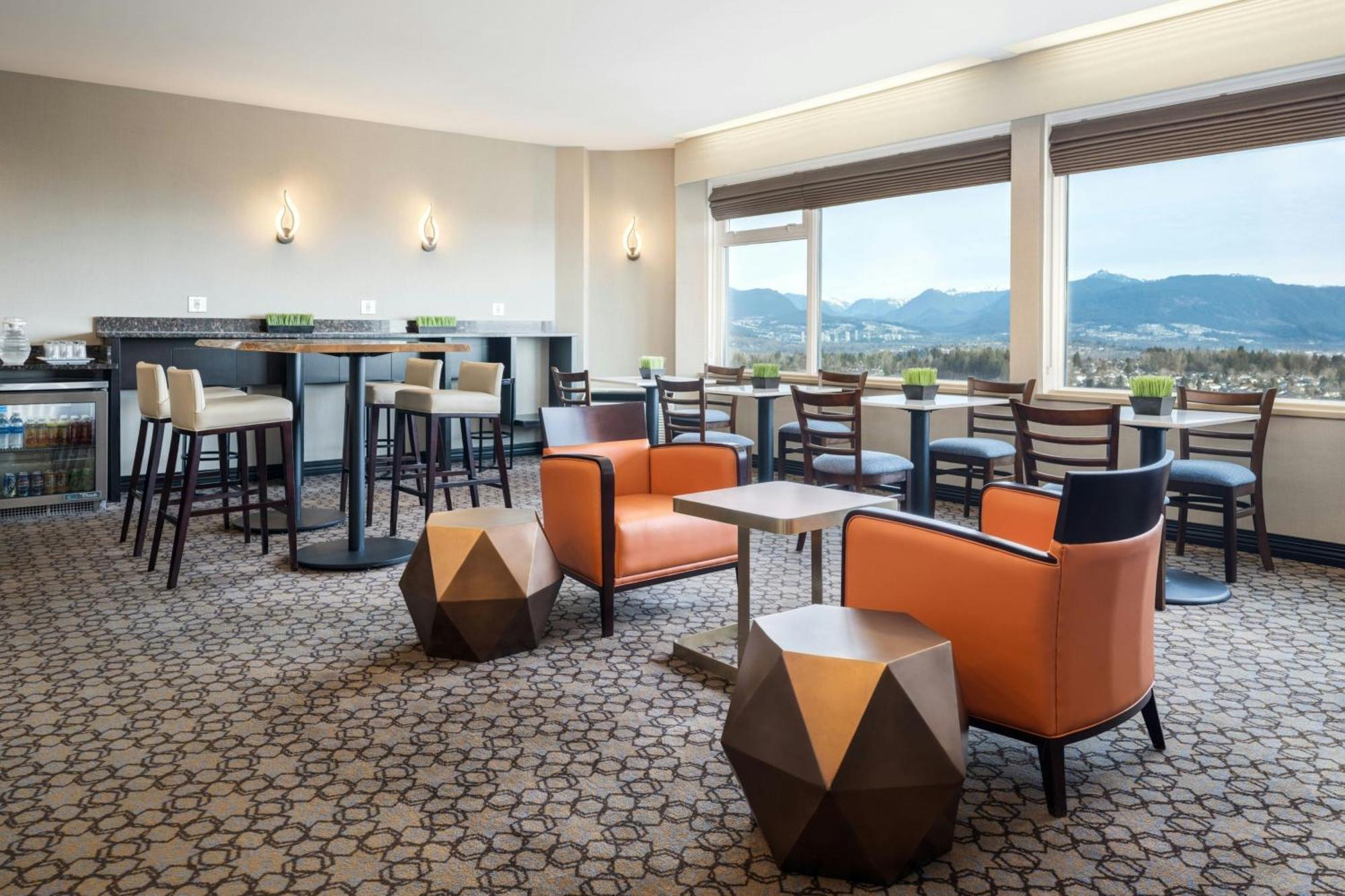 Sheraton Vancouver Guildford Hotel Суррей Экстерьер фото
