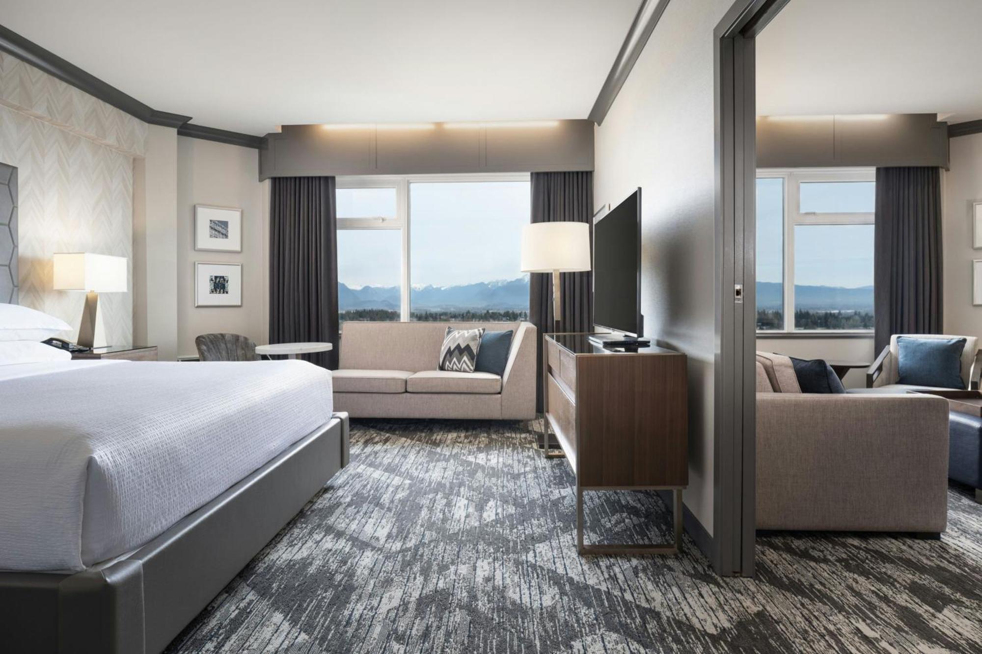Sheraton Vancouver Guildford Hotel Суррей Экстерьер фото